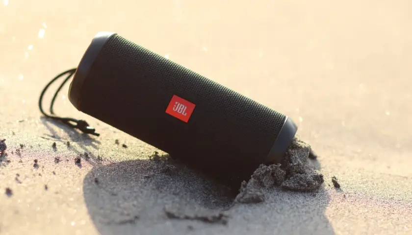 Jaki głośnik JBL kupić? Porównanie modeli, które nie rozczarują