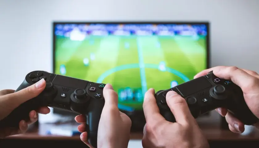Wyścigi, akcja i sport – jak wydajniejsza konsola wpływa na jakość rozgrywki?
