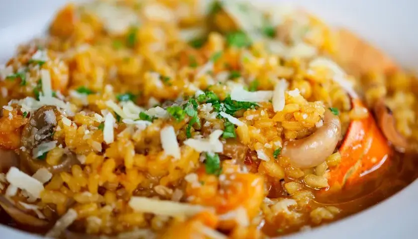 Gdzie zjeść w Weronie? Odkryj najlepsze restauracje i lokalne smaki