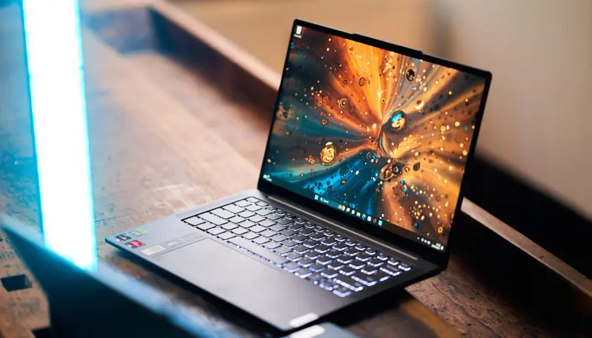 Lenovo Yoga Slim 7 Pro recenzja: czy warto go kupić? Sprawdź opinie!