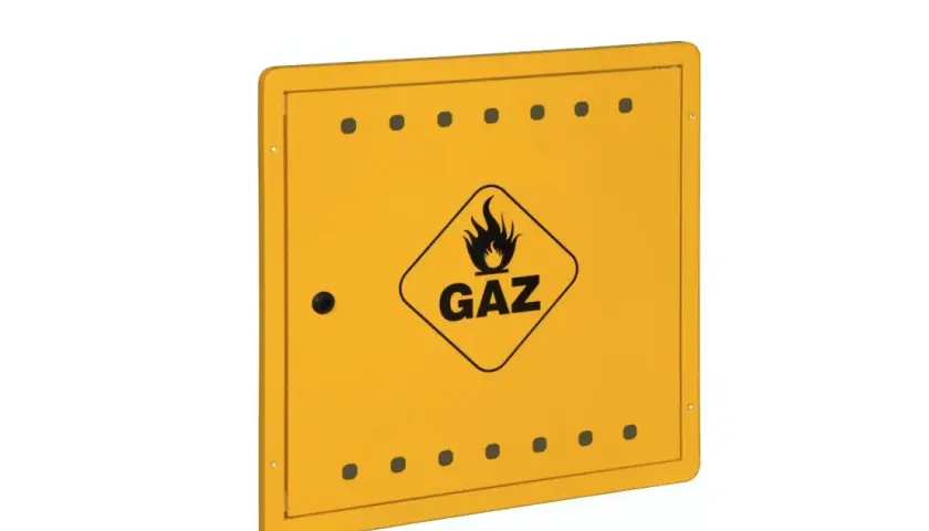 Drzwiczki do gazu – estetyczne zwieńczenie i zabezpieczenie kluczowych elementów instalacji gazowej