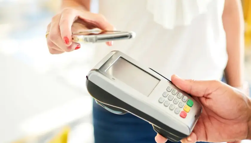 Jak płacić NFC w PKO BP po zmianach? Alternatywy dla HCE i więcej informacji