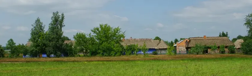 Skansen wsi łowickiej: Poznaj fascynującą historię i tradycje