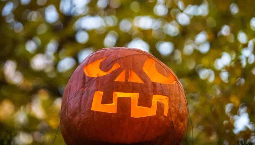 Czy Halloween to grzech? Odkryj kontrowersje i różne opinie
