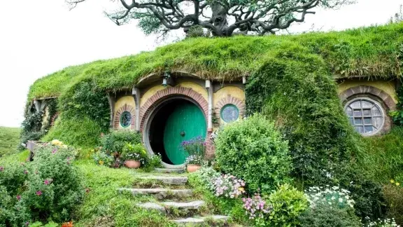 Gdzie mieszkał Bilbo Baggins? Poznaj tajemnice Bag End w Hobbitonie