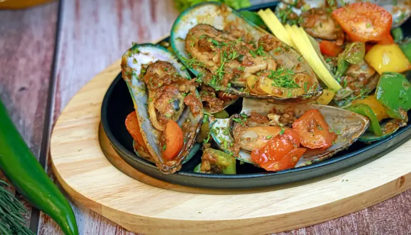 Tajskie naleśniki z kurczakiem jak z restauracji? Nasz przepis