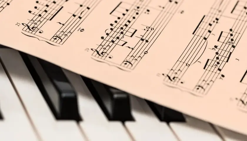 Oznaczenia dynamiczne w muzyce - najważniejsze symbole dźwięku
