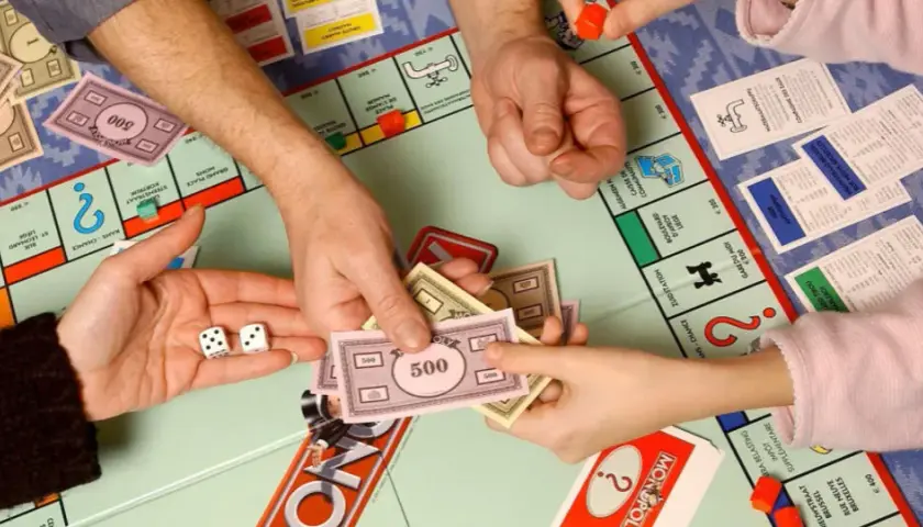 Jak się gra w monopoly - poznaj najważniejsze zasady i rozpocznij rozgrywkę