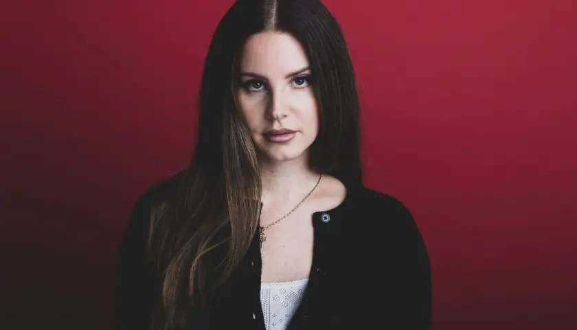 Lana Del Rey ile ma lat? Zaskakujący wiek artystki i jej kariera.