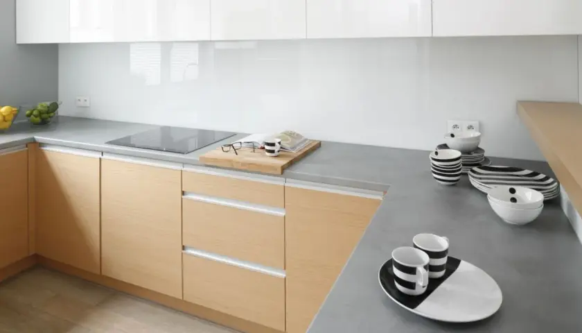MDF czy laminat: Który materiał lepszy do kuchni? Porównanie