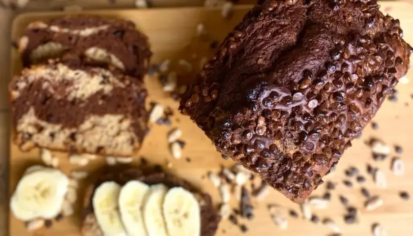 Łatwy przepis na chlebek bananowy z masłem orzechowym - Krok po kroku