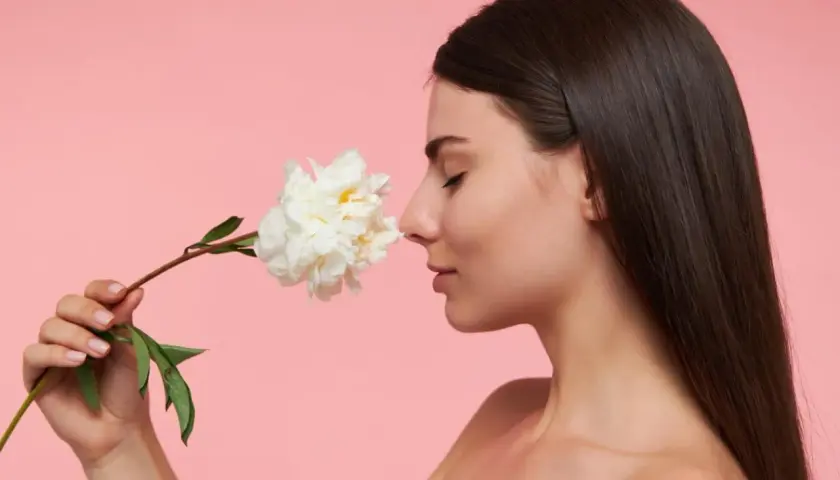 Jak dobrać perfumy test: znajdź idealny zapach dla siebie