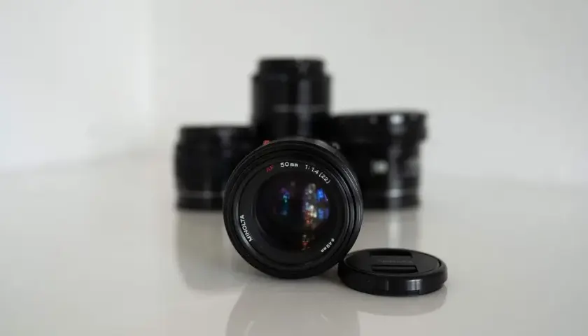 Czy obiektywy Minolta pasują do Sony? Kompatybilność, adaptacja i praktyczne porady