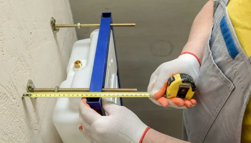 Ile naprawdę kosztuje montaż stelaża WC? Sprawdź, jak uniknąć ukrytych opłat!