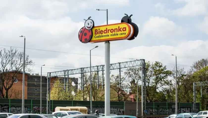 Ile kosztuje budowa Biedronki? Sprawdź ukryte wydatki i koszty