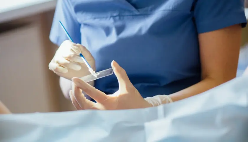Badanie cytologiczne co to? Klucz do wczesnej diagnostyki raka szyjki macicy