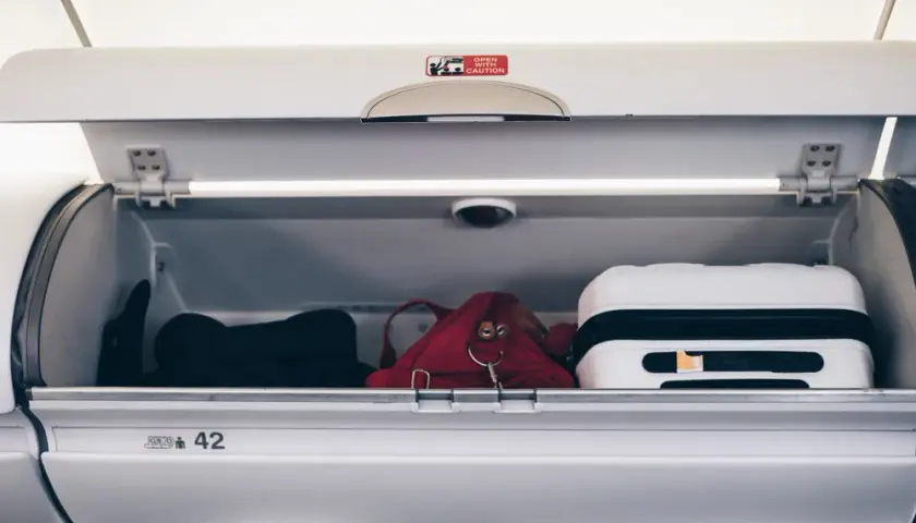 Czy można zabrać laptopa do bagażu podręcznego? Oto, co musisz wiedzieć