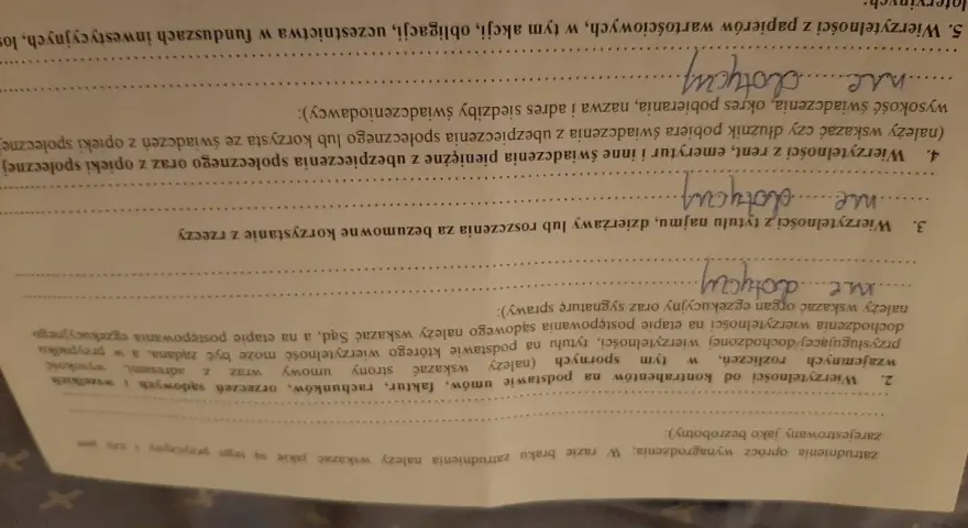 Oświadczenie do komornika o braku majątku. Wpisano "nie dotyczy" przy pytaniach o wierzytelności.
