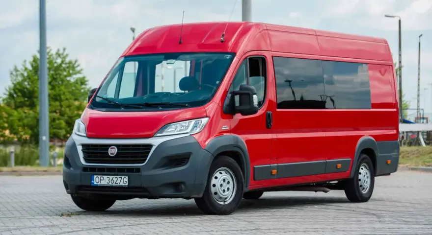 Ile kosztuje bus do Anglii? Sprawdź ceny i uniknij wysokich opłat