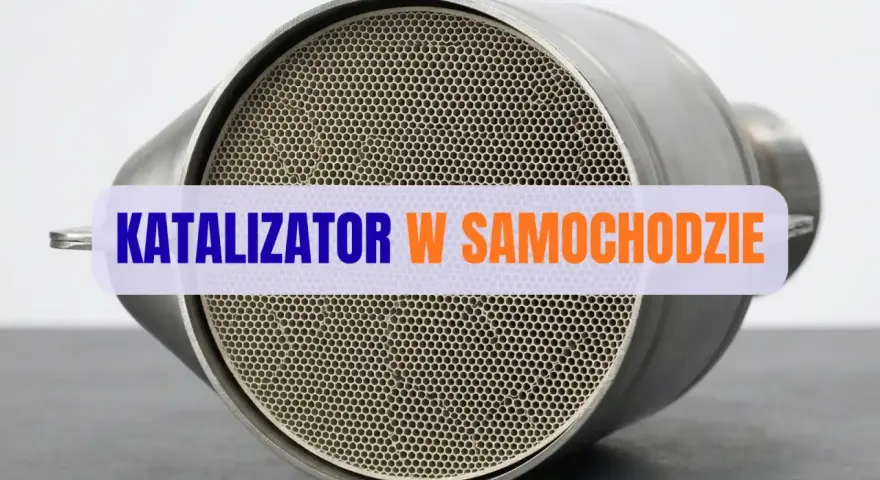 Metalowy element z widocznym plastrem miodu, czyli jak wygląda katalizator w samochodzie.