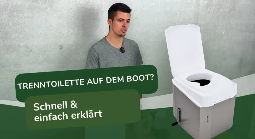 Mann erklärt die **boot toilette funktionsweise**. Trenntoilette auf dem Boot: schnell & einfach erklärt.