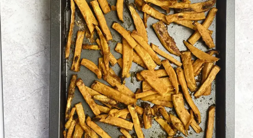 Jak pokroić bataty na frytki? Sekret chrupkości krok po kroku