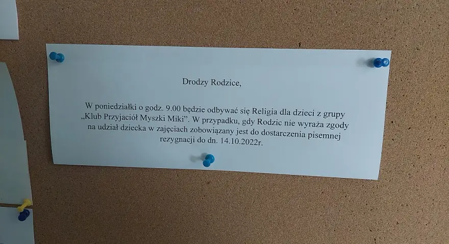 Jak napisać rezygnację z przedszkola, aby uniknąć problemów?