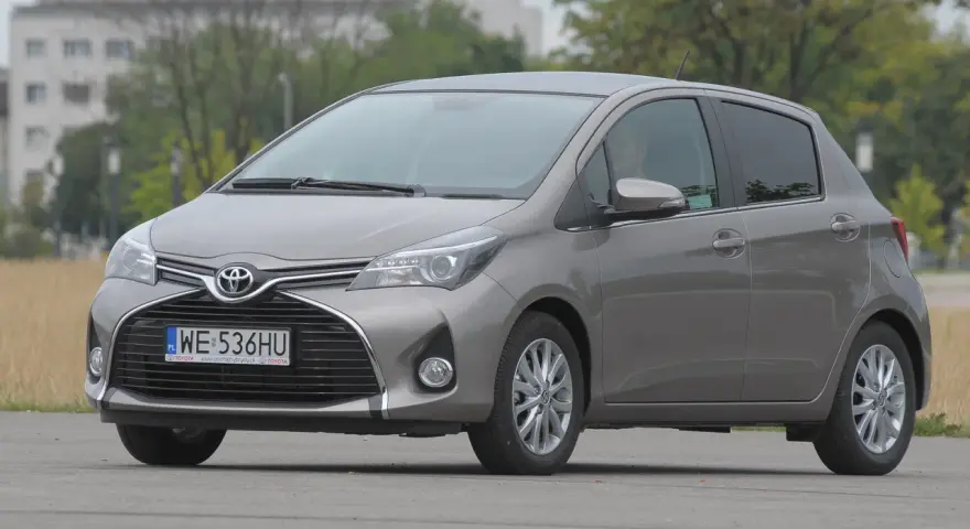 Yaris 1.4 D-4D: Ile paliwa mieści bak? Zasięg i spalanie