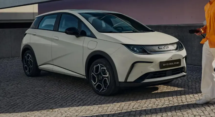Kto przerabia samochody na elektryczne – sprawdź najlepsze firmy w Polsce