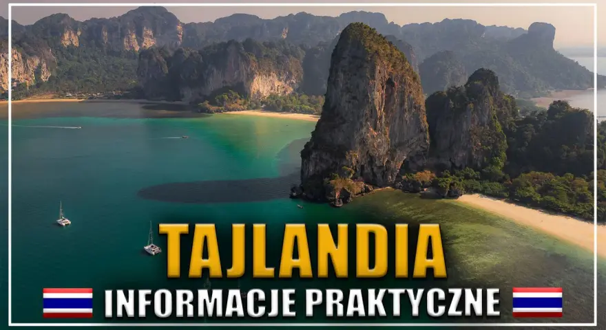 Krajobraz Tajlandii, dawniej Syjam, z turkusową wodą, łodziami i skalistymi wyspami. Informacje praktyczne.