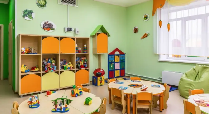 Ile kosztuje żłobek prywatny w Warszawie? Ceny i ukryte opłaty