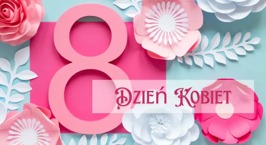 Różowa ósemka i kwiaty z papieru tworzą dekorację na Dzień Kobiet.