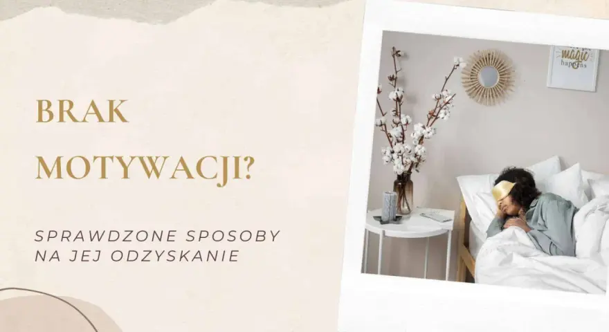 Brak motywacji do nauki? Sprawdzone sposoby na jej odzyskanie. Kobieta śpi w łóżku, symbolizując potrzebę odpoczynku przed podjęciem wyzwań.
