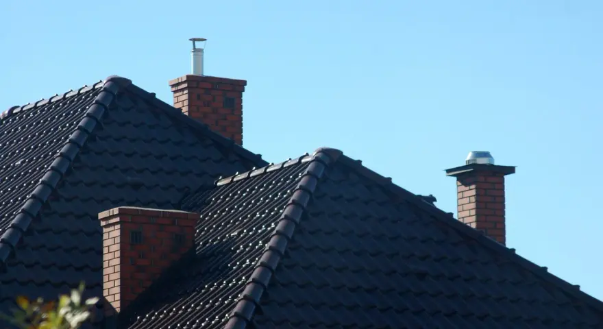 Ile kosztuje komin systemowy? Pełny kosztorys i porady eksperta