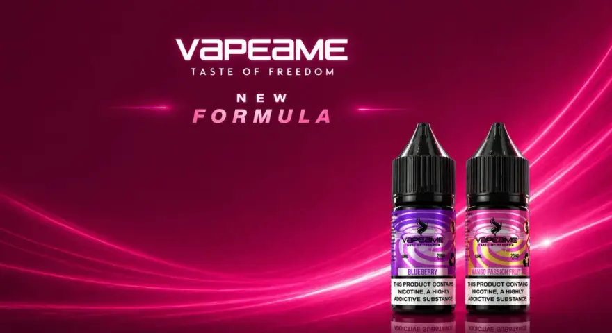 Dos botellas de mi pod VAPEAME, sabor Blueberry y Mango Passion Fruit, con el lema "New Formula".