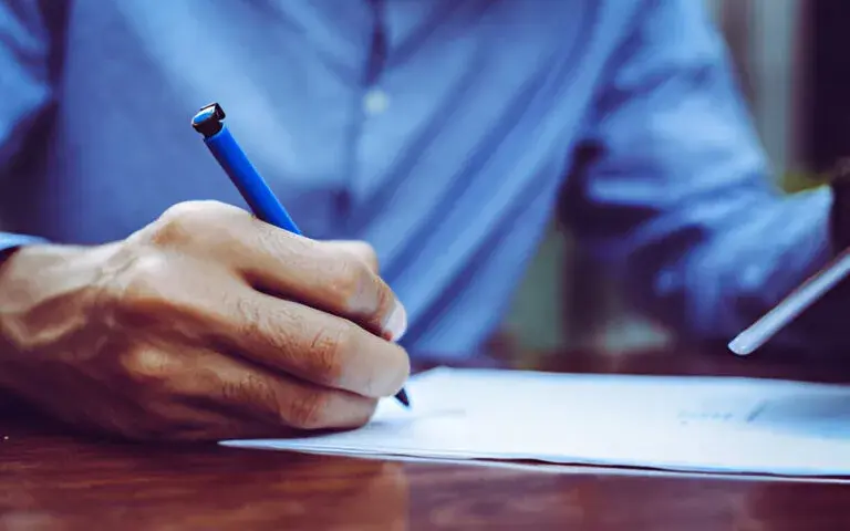 Jak się pisze blog – skuteczne strategie, które przyciągną czytelników