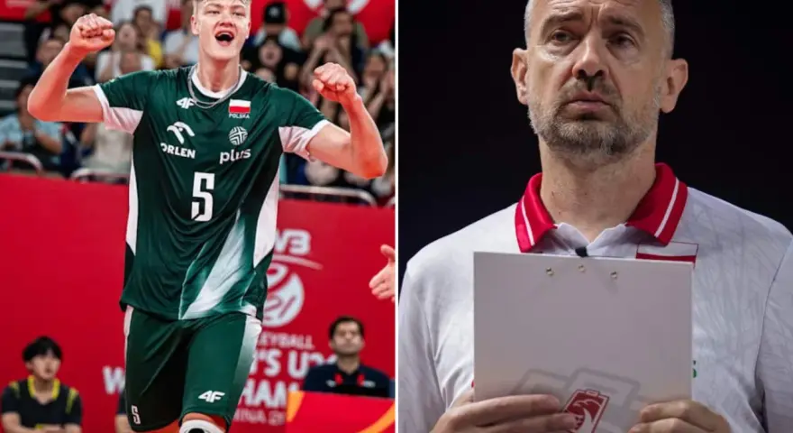 Młody siatkarz z numerem 5 cieszy się ze zwycięstwa, obok trener polskich siatkarzy z notatkami.