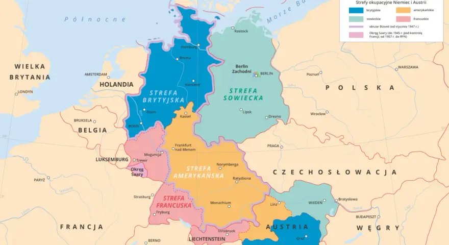 Niemcy i Austria podzielone na strefy: brytyjską, amerykańską, francuską i sowiecką. Różnice w podziale po II wojnie światowej.