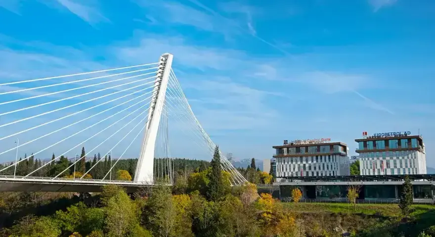 Podgorica atrakcje: odkryj najciekawsze miejsca w stolicy Czarnogóry