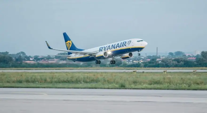 Odwołane loty Ryanair - co robić, aby odzyskać pieniądze?