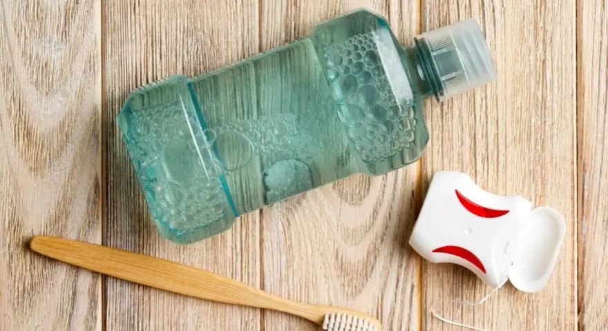 Co na ból dziąseł? Szybka ulga i skuteczne rozwiązania.