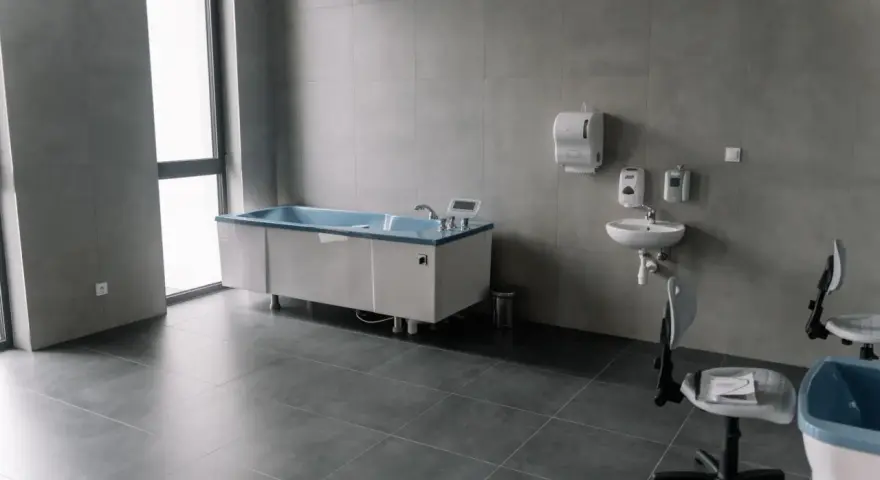 Wirówka rehabilitacyjna: Czy to terapia dla Ciebie? Sprawdź!