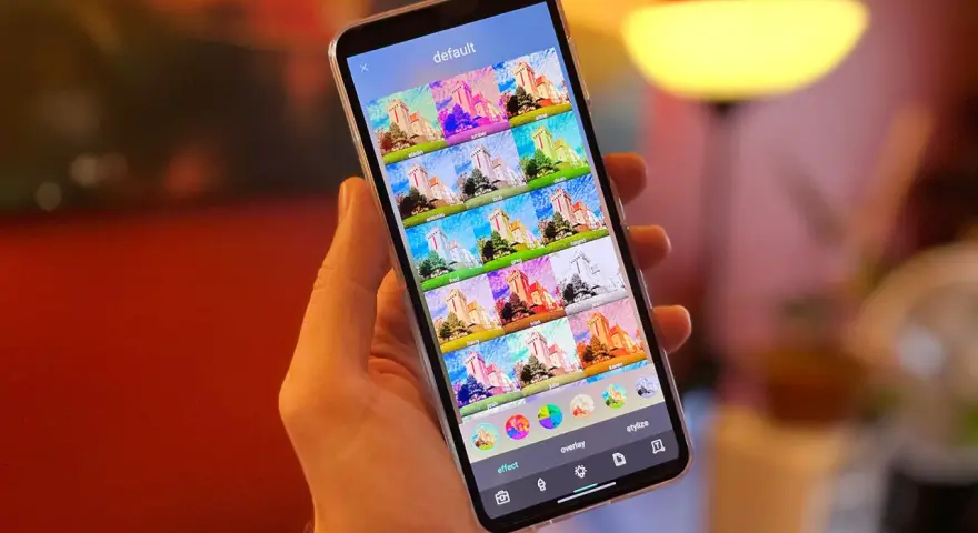 Darmowy program do obróbki zdjęć na telefon pokazuje wiele filtrów dla zamku.