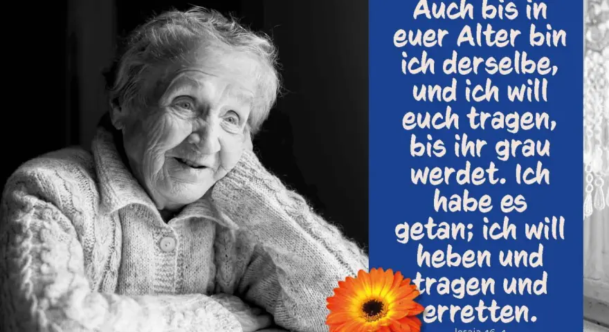 Porträt einer älteren Frau mit einem warmen Lächeln, neben einem Zitat, das Segenswünsche für ältere Menschen ausdrückt.