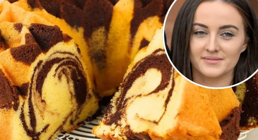 Pyszna babka marmurkowa, idealna na niedzielę. Oto przepis na szklanki, który zawsze się udaje!