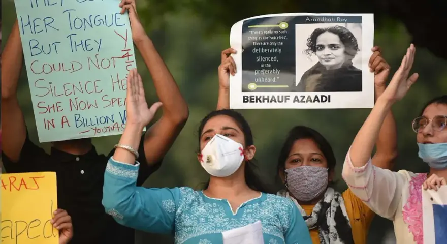 Czy w Indiach jest bezpiecznie? Odkryj prawdziwe zagrożenia i porady