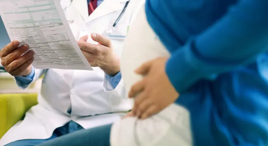 OGTT w ciąży: Jak przygotować się do krzywej cukrowej bez stresu?