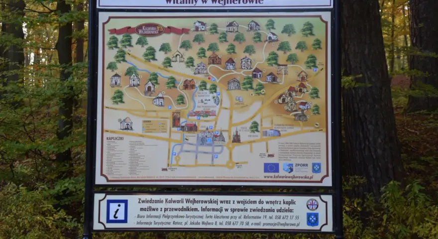 Mapa Kalwarii Wejherowskiej z zaznaczonymi kapliczkami, kościołami i innymi obiektami. Zaplanuj zwiedzanie tego wyjątkowego miejsca.