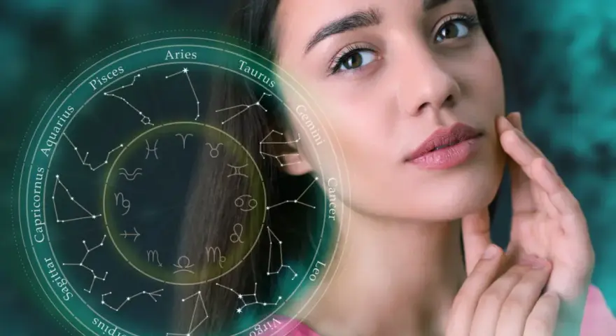 Kobieta z delikatnym dotykiem na policzku, obok niej krąg zodiaku. 6 lipiec znak zodiaku to Rak.