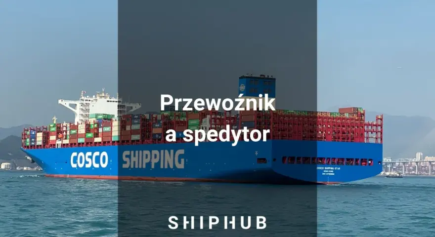 Ogromny kontenerowiec COSCO SHIPPING STAR płynie po morzu. To potężna firma dostawcza, która przewozi towary na całym świecie.